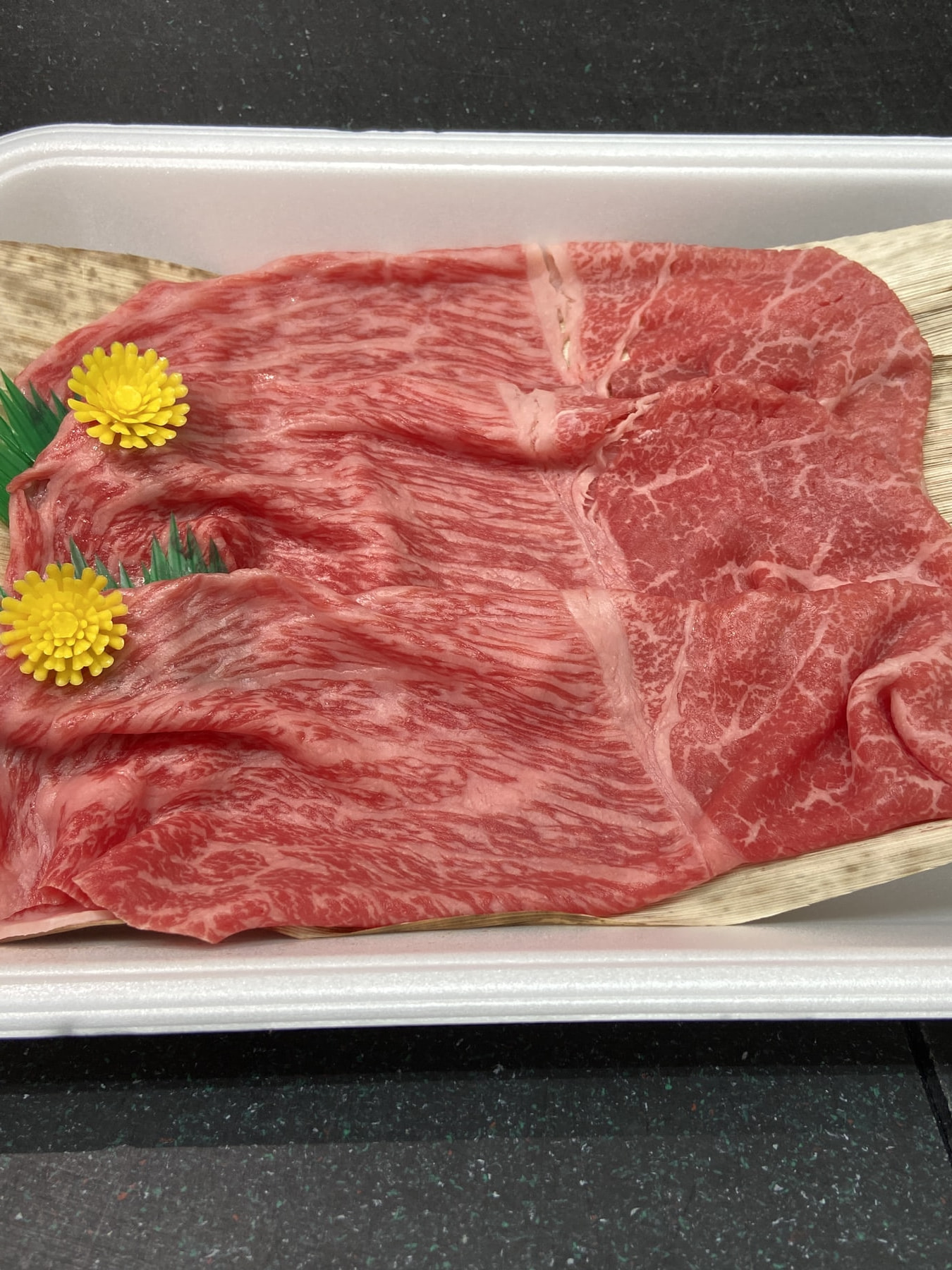 山形県産極上めす牛赤身もも